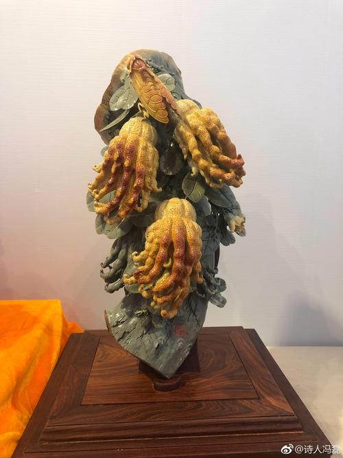 收藏中国工艺美术大师,中国端砚大师梁佩阳作品.荣幸
